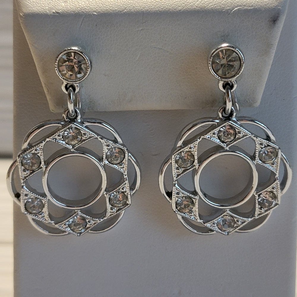 Vintage Sarah Coventry Rhinestone Openwork Dangle Clip On Earrings
